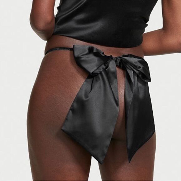 Victoria’s Secret Dream Angels Big Satin Bow on back V-string panty black - Picture 1 of 8